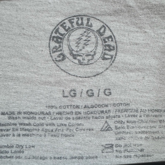 Grateful Dead White and Red Skull Tee - Picture 3 of 3